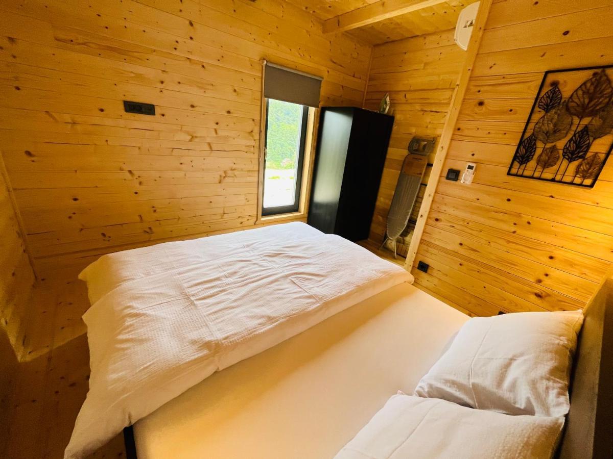 Holiday House Adamo Selno Luaran gambar