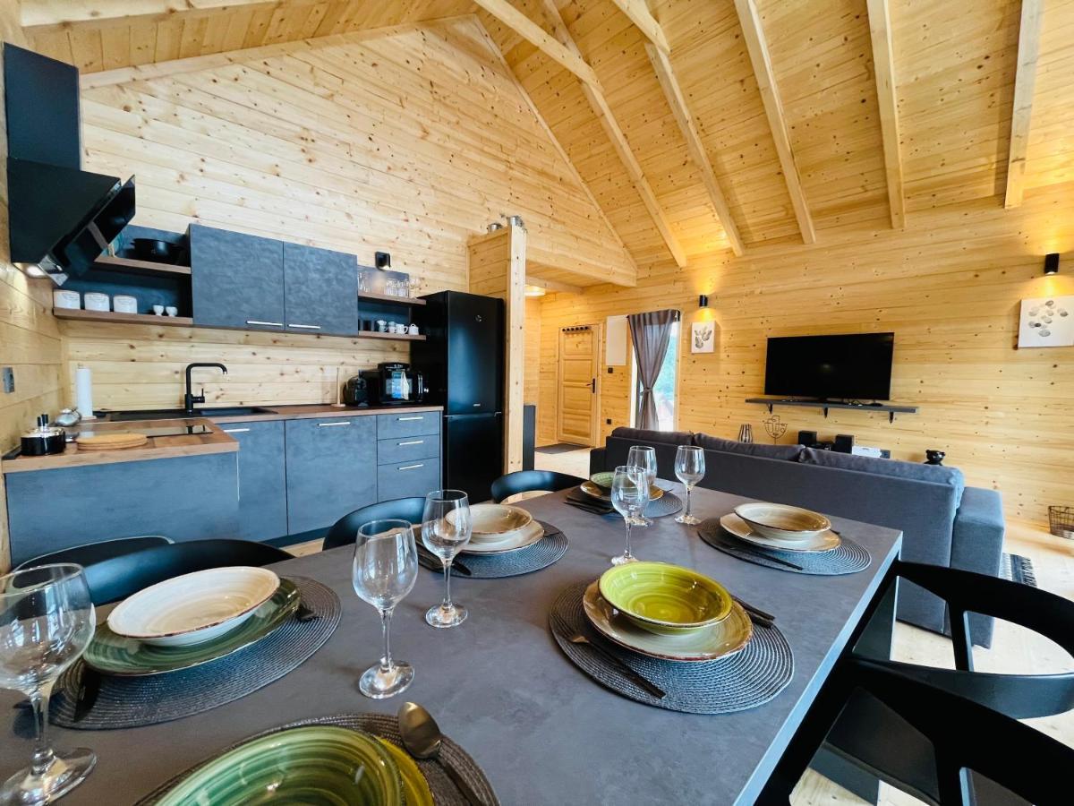 Holiday House Adamo Selno Luaran gambar